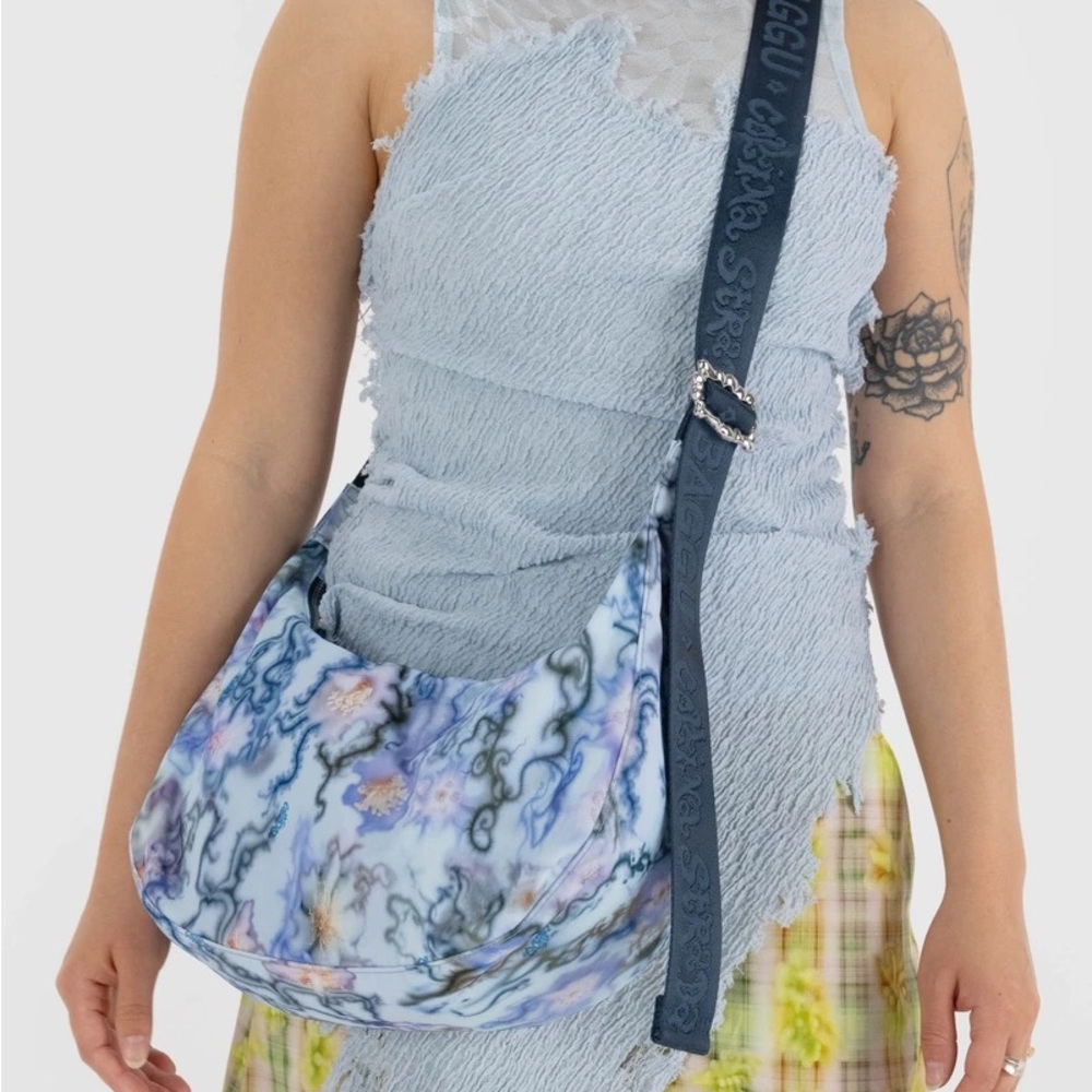 BAGGU x Collina Strada Blue Thorn Crescent Bag
